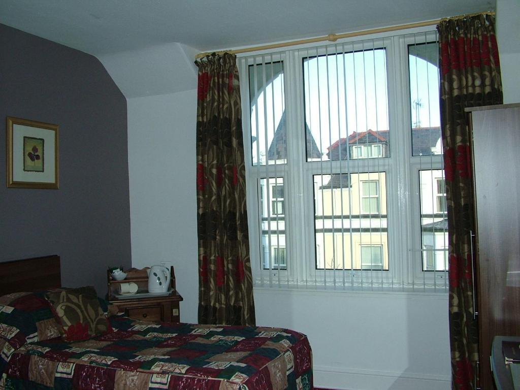 Hotel Karden House Llandudno Pokoj fotografie